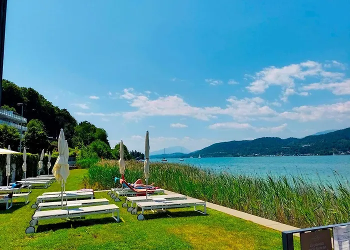 Hermitage Woerthersee Penthouse דירה