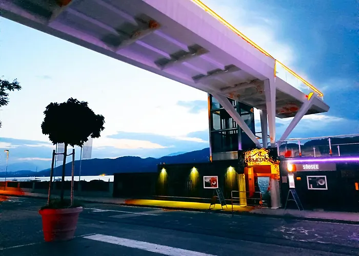 Hermitage Woerthersee Penthouse * מריה וורת